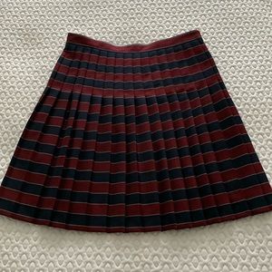 Women’s BROOKS BROTHERS classic “preppy” plaid wool pleated skirt.